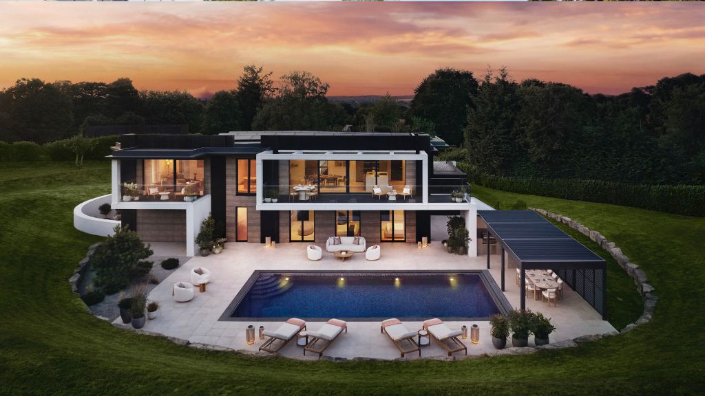 TAKE A TOUR OF THIS £4M SURREY HILLS HOUSE – Omaze UK